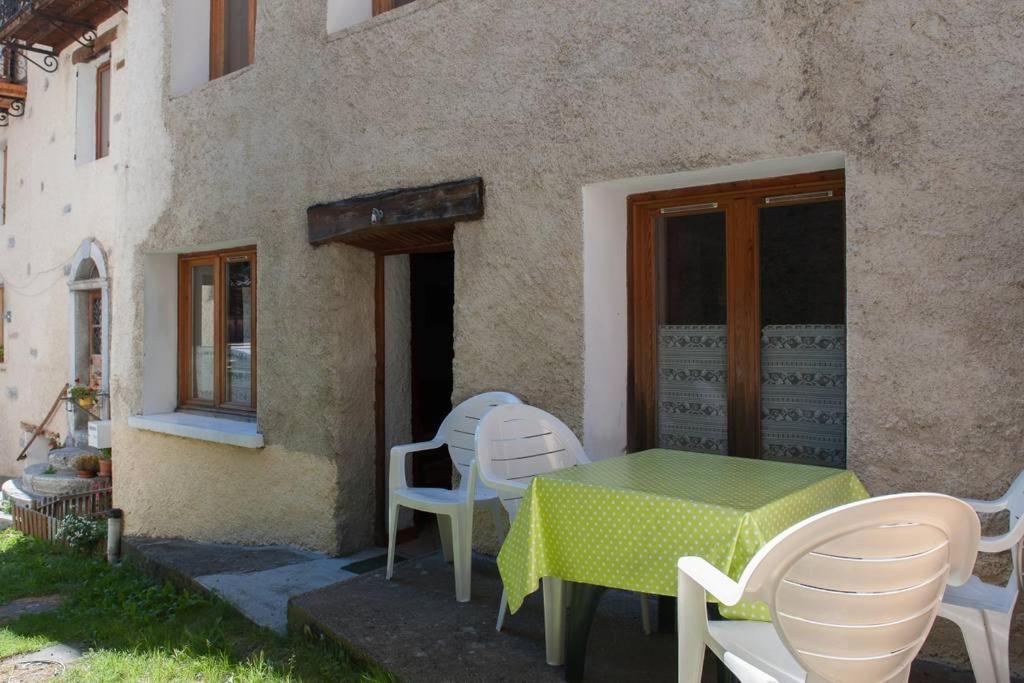 Chez Bernard & Chantal Holiday home *